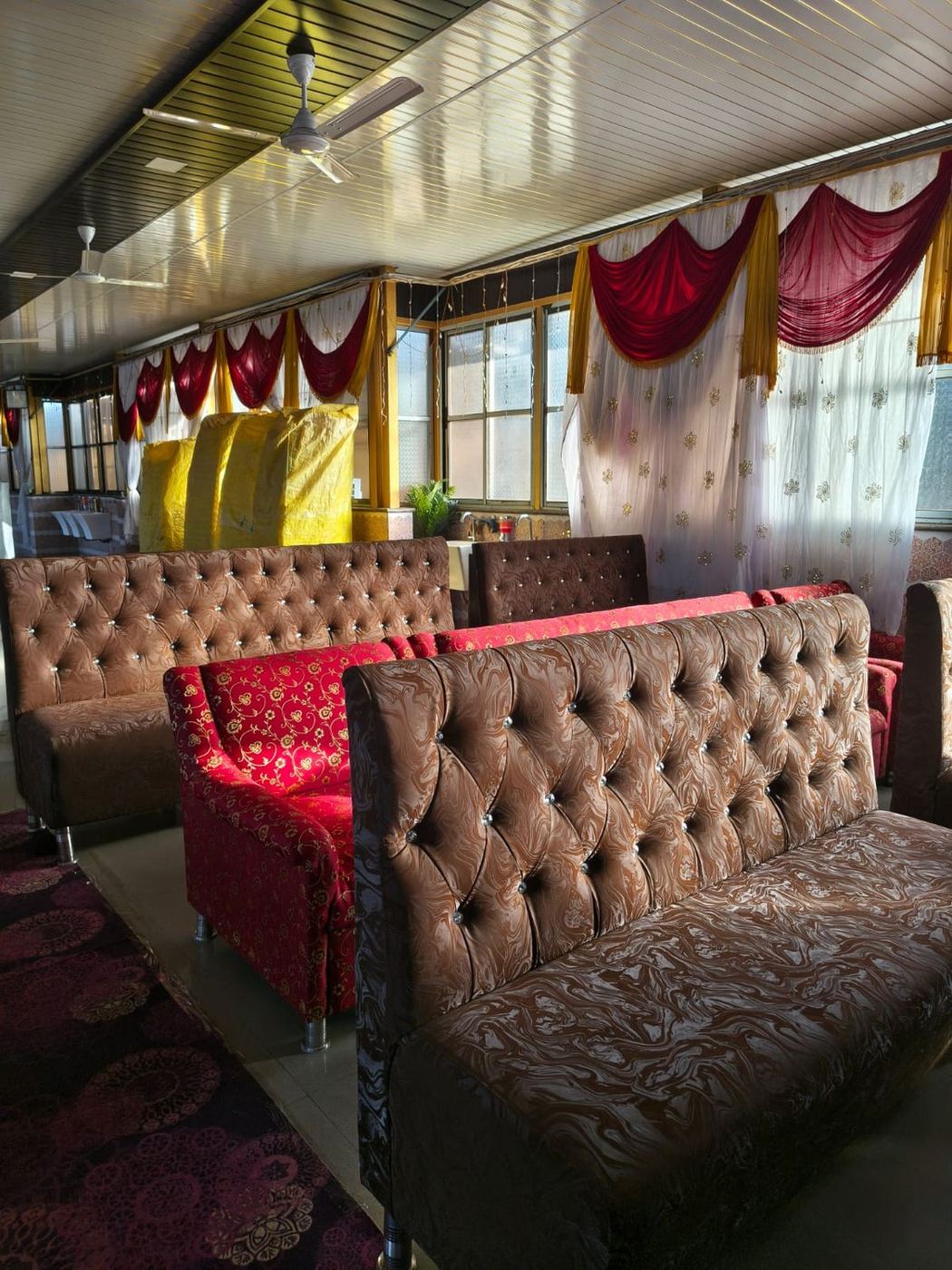 Ghansar seating